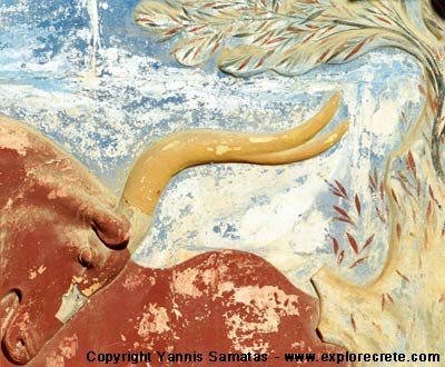 minoïsche fresco stier olijfboom