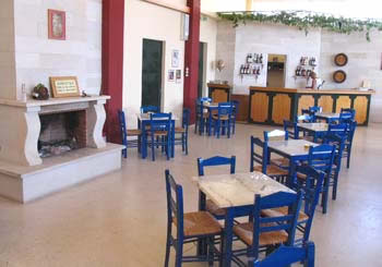 De wijnproefruimte in Minos