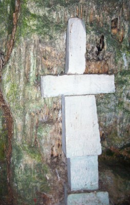 Korset i Melidoni-grotten