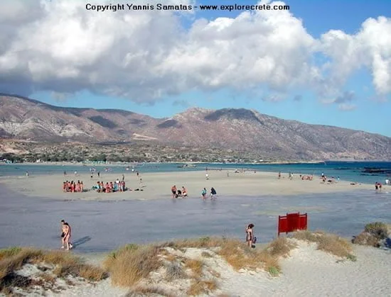 Elafonissi lagoon picture 