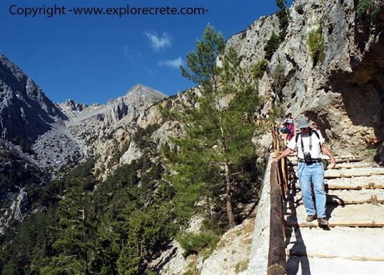 steps in the beginning of the gorge