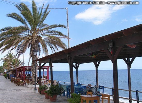 myrtos coast road with cafeterias and tavernas
