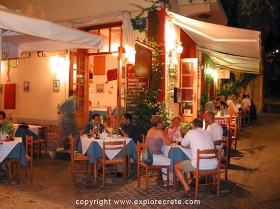 traditional taverna in Chania