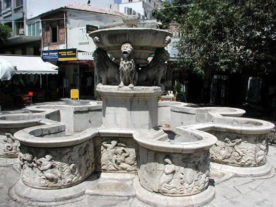 Heraklion, lion square