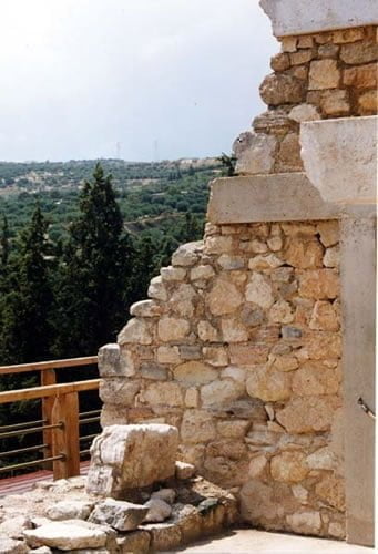 Walls at Knossos 
