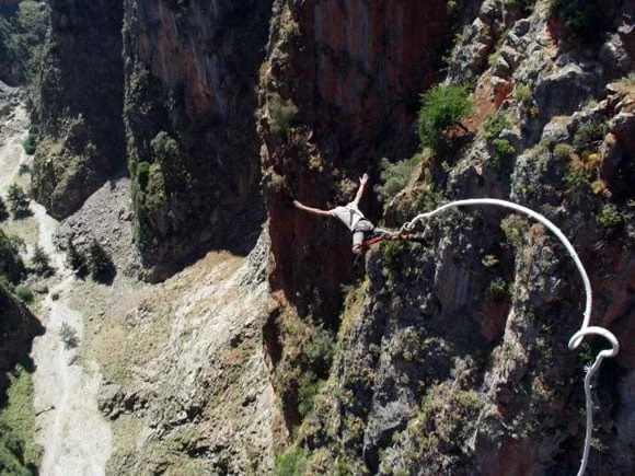 29loutro Bungee jumping at Aradaina