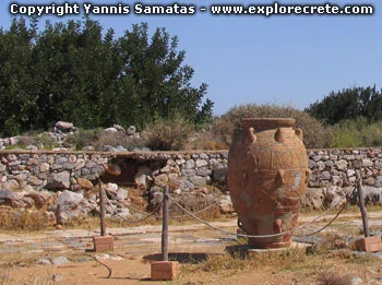 The north entrance of the Malia palace