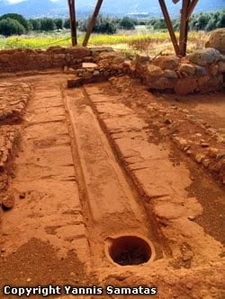 liquid storerooms in Malia Palace