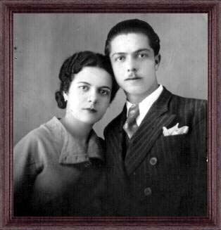 Costas J. Kouklakis (Kouklis) and Catina Angavanakis Kouklakis (Kouklis), engagement photo,1936