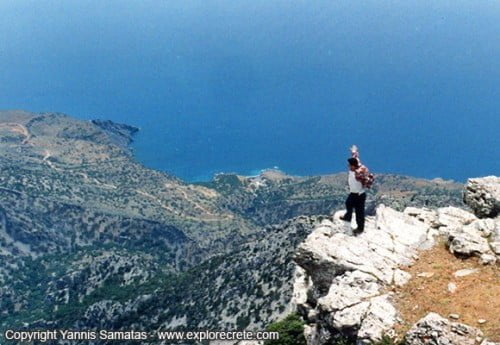 Πεζοπορία από τα Καπετανιανά στη Μονή Κουδουμά