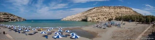 πανοραμικη φωτογραφια απο την παραλια στα ματαλα