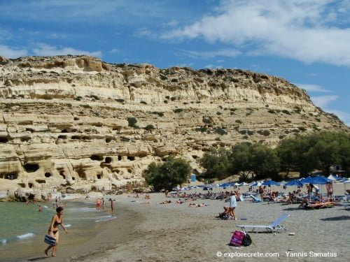 η παραλία με τις σπηλιές στα μάταλα
