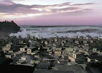 minoan city hit by tsunami